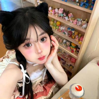 红粉妖魔