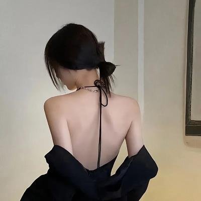钢管舞娘